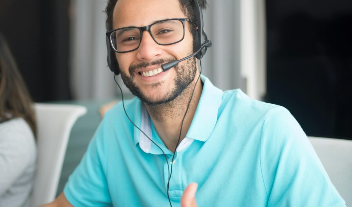 Satisfaction client : les clés d’une expérience réussie au téléphone